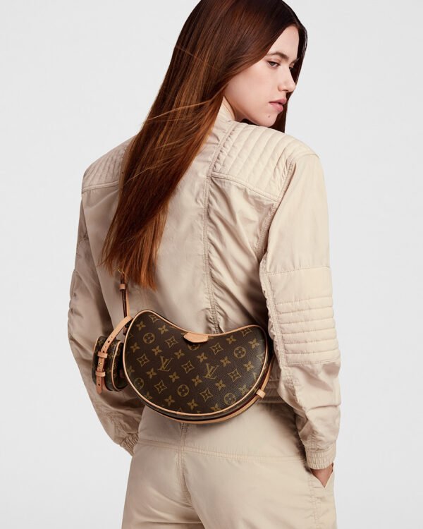 Louis Vuitton CROISSANT medium bag - Image 5