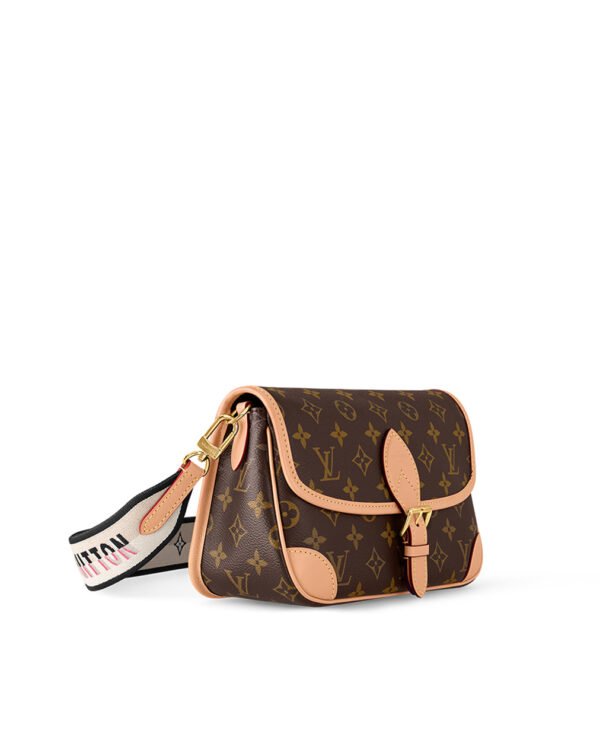 Louis Vuitton DIANE handbag classic design - Image 2