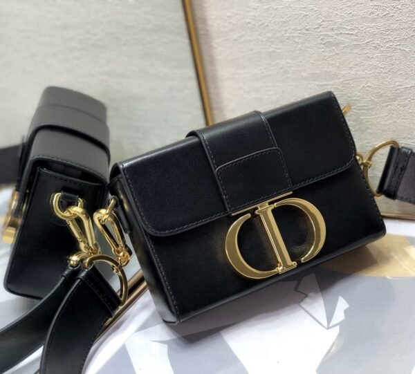 30 MONTAIGNE BOX BAGBlack
