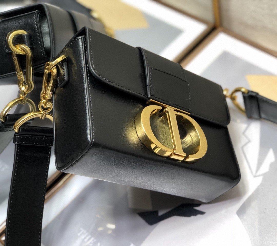 30 MONTAIGNE BOX BAGBlack - Image 4