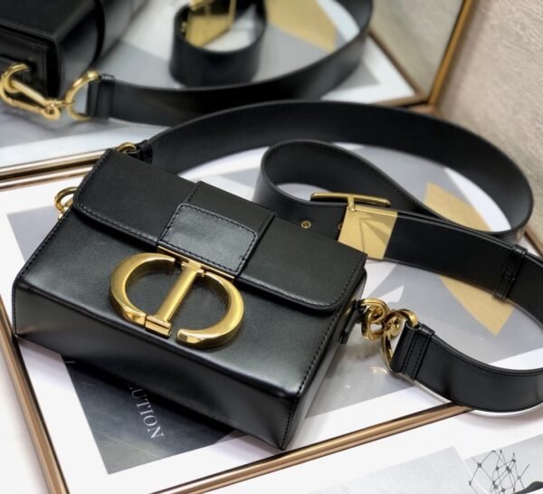 30 MONTAIGNE BOX BAGBlack - Image 5