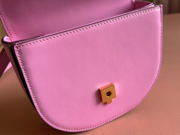 Gucci bags - Image 8