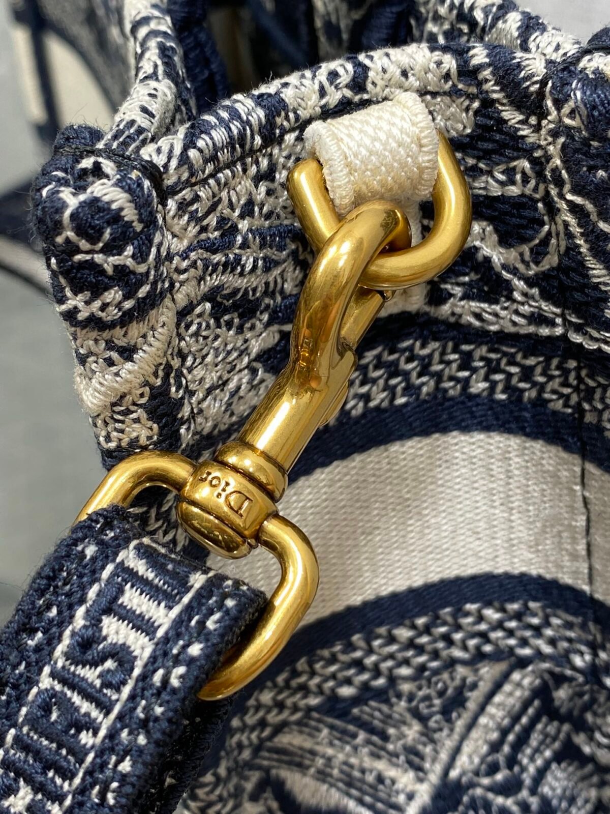 Christian Dior - Image 7