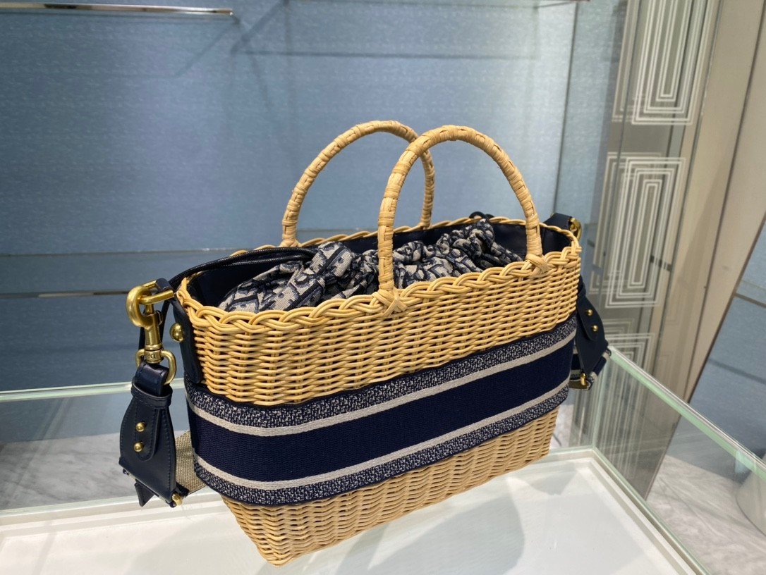 DIOR WICKER BASKET BAGBlue Dior Oblique - Image 3