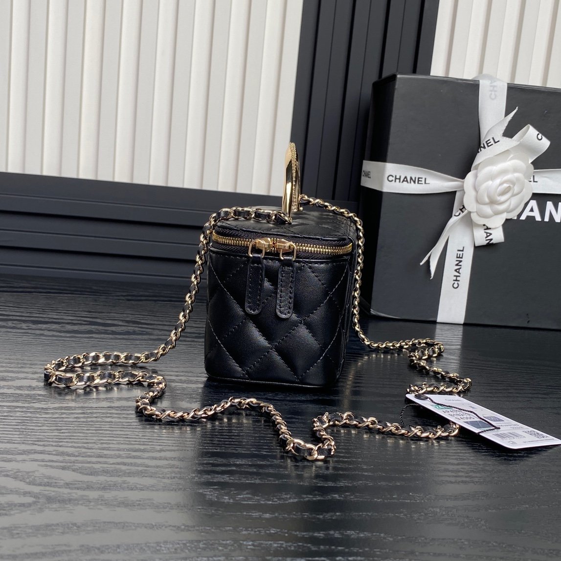 CHANEL - Image 5
