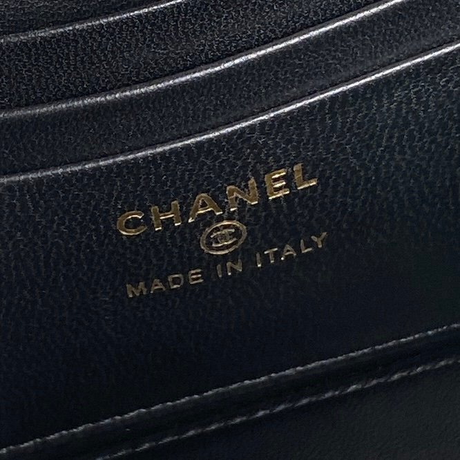 CHANEL - Image 3