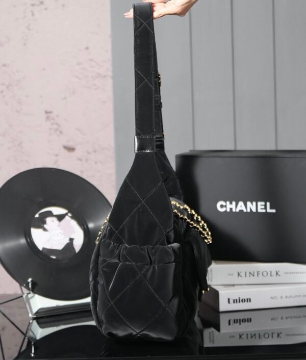 CHANEL - Image 7