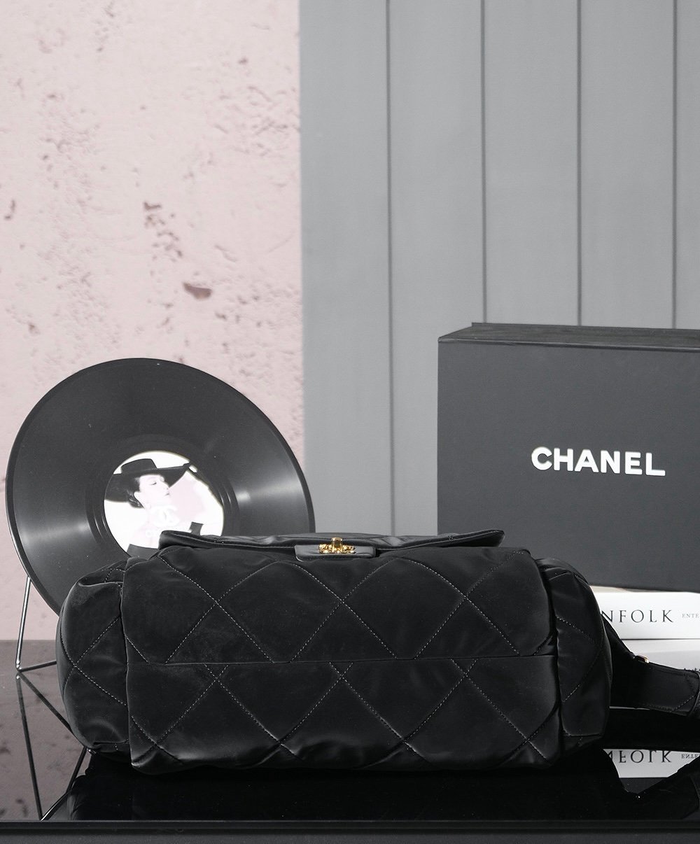 CHANEL - Image 6