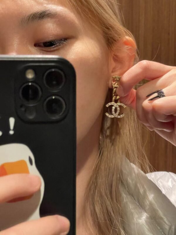 CHANEL - Image 3