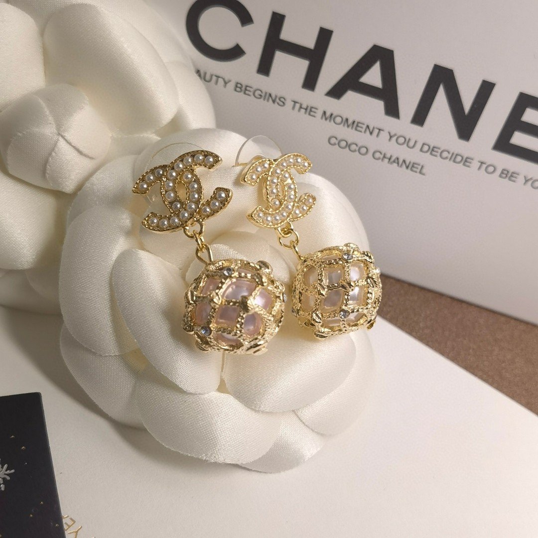 CHANEL - Image 10