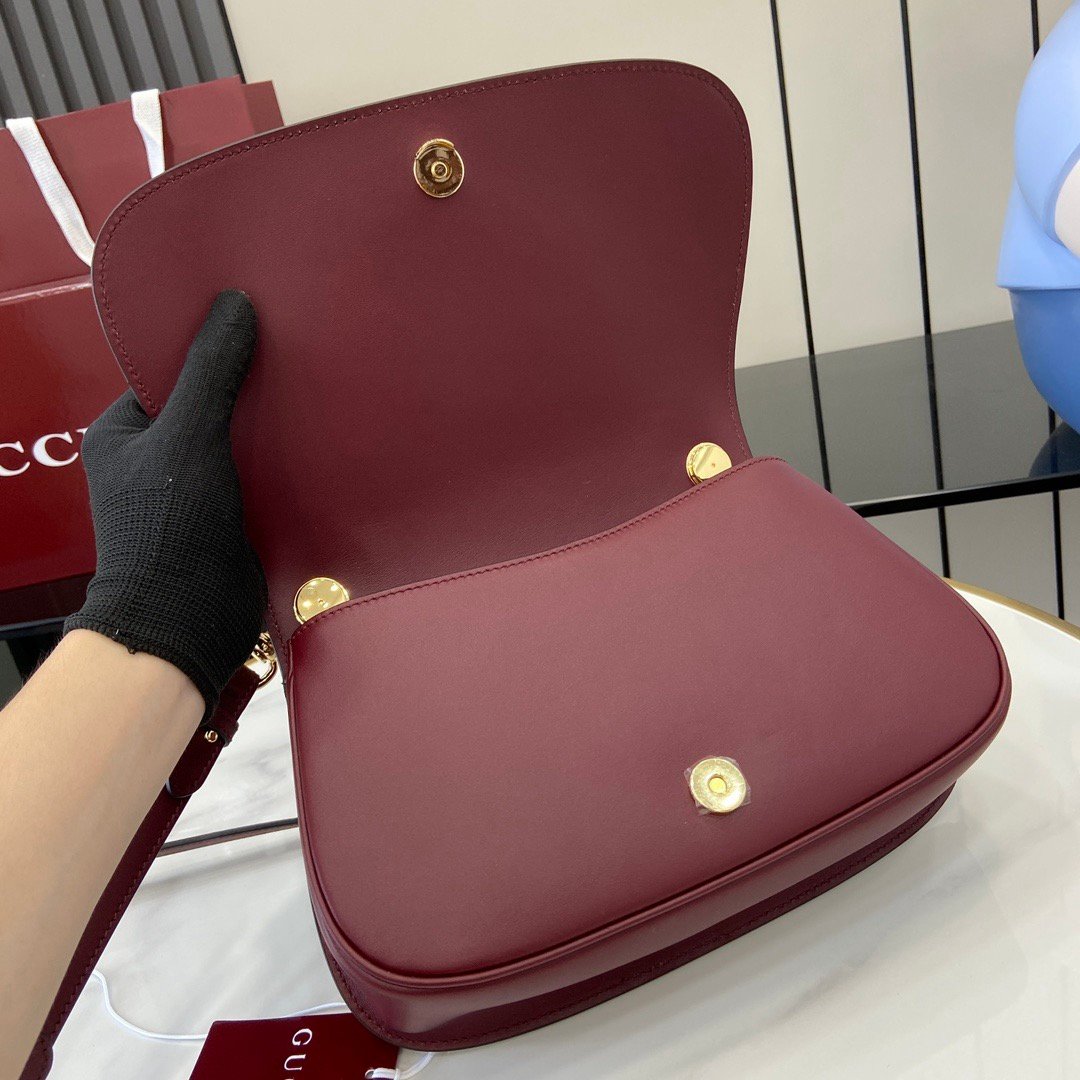 Gucci Blondie Medium Shoulder Bag in Wine Red - Image 5