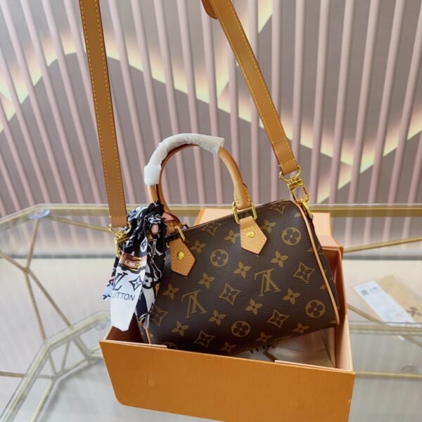 LOUIS VUITTON Speedy Nano - Image 6