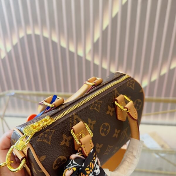 LOUIS VUITTON Speedy Nano - Image 4