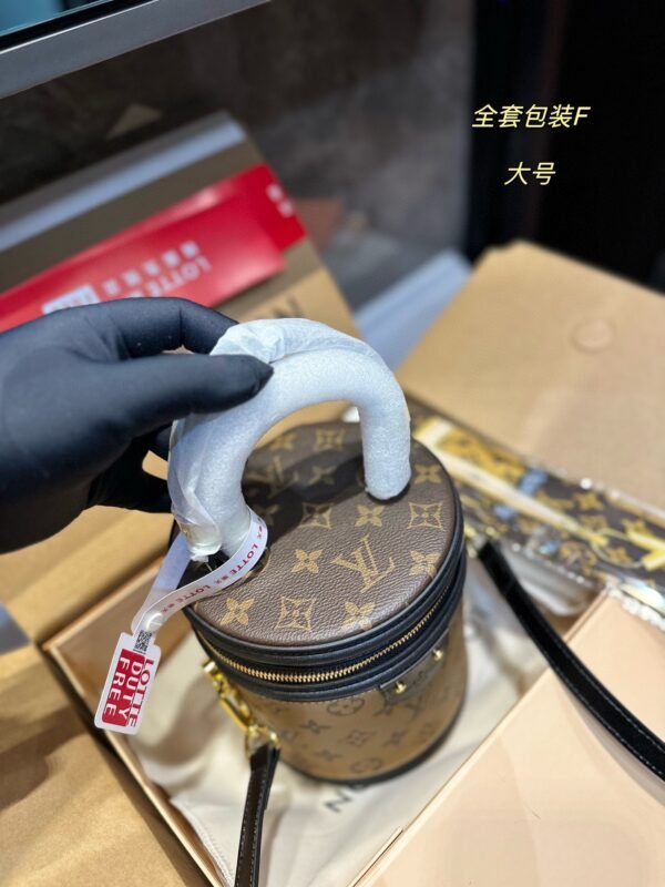LOUIS VUITTON Cannes Classic Old Flower Fortune Bucket - Image 3