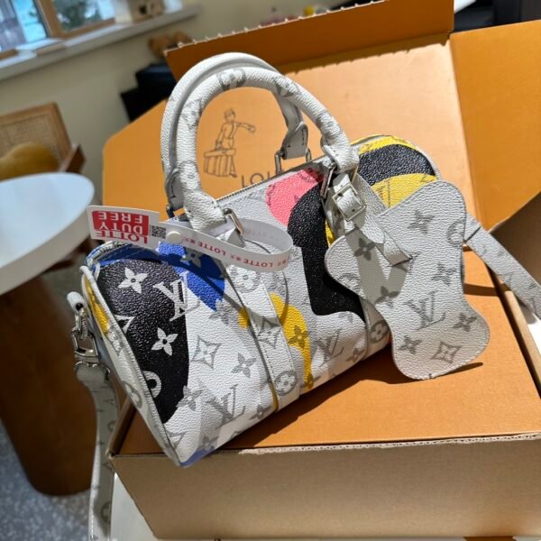 LOUIS VUITTON keepallBandoliere - Image 4