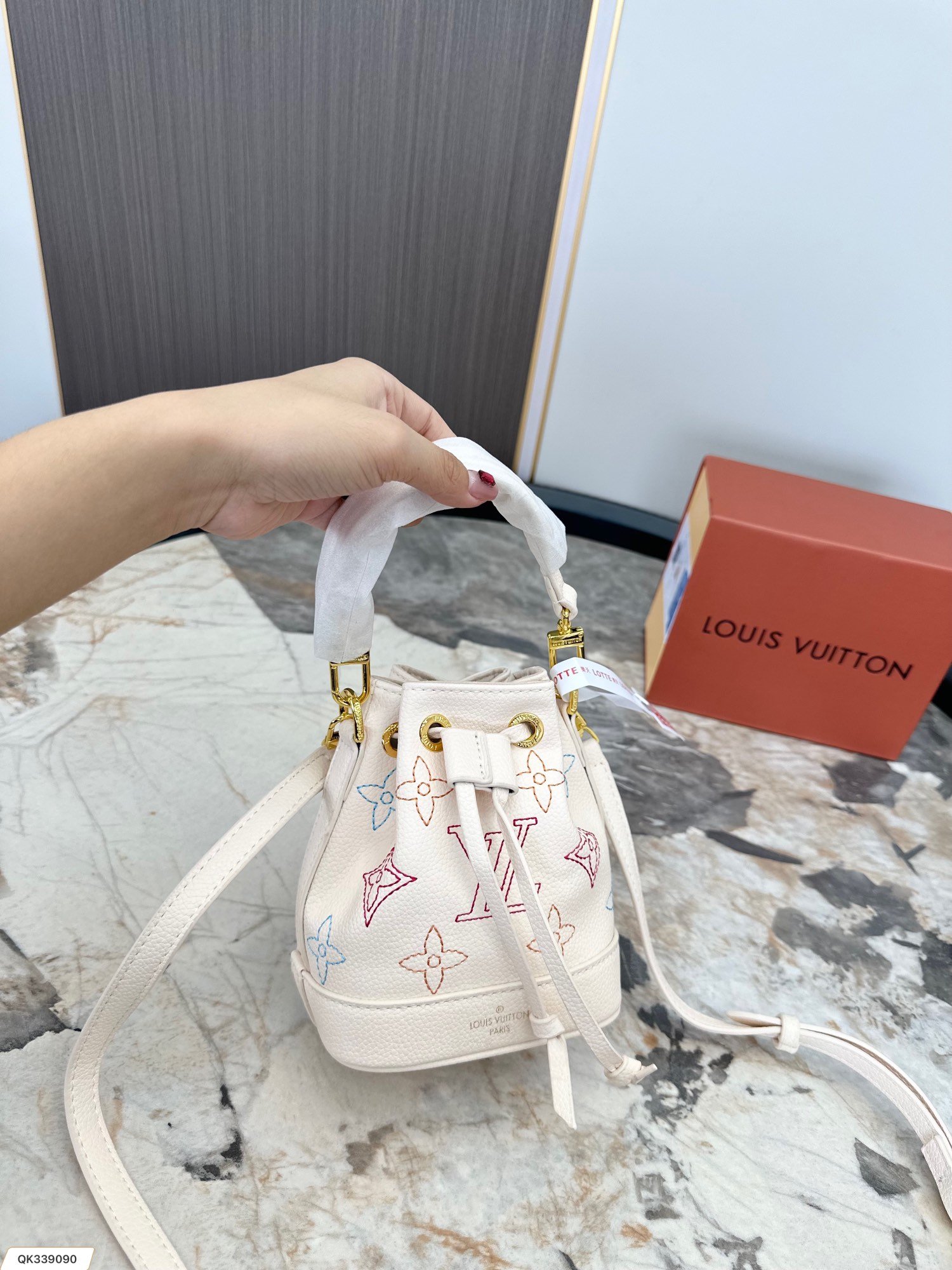 LOUIS VUITTON NOE Nano Noe - Image 6