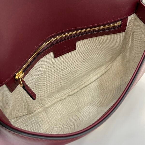 Gucci Blondie Medium Shoulder Bag in Wine Red - Image 4