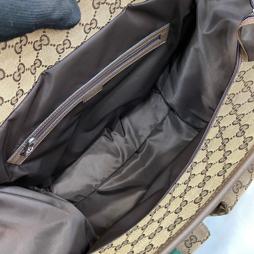 Gucci GG Iconic Diaper Bag - Image 5